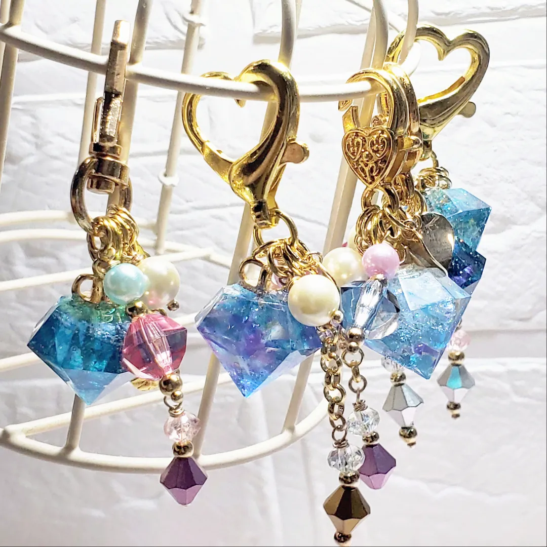 コトブキ（shop:*Happy Daydream）さんのレジン作品 | プレゼント付き★【UV-LEDレジン液】タカラネイル レジン...