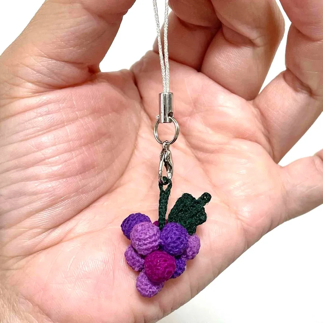 sasasaさんの編み物作品 | DAISO　刺繍糸　12colors