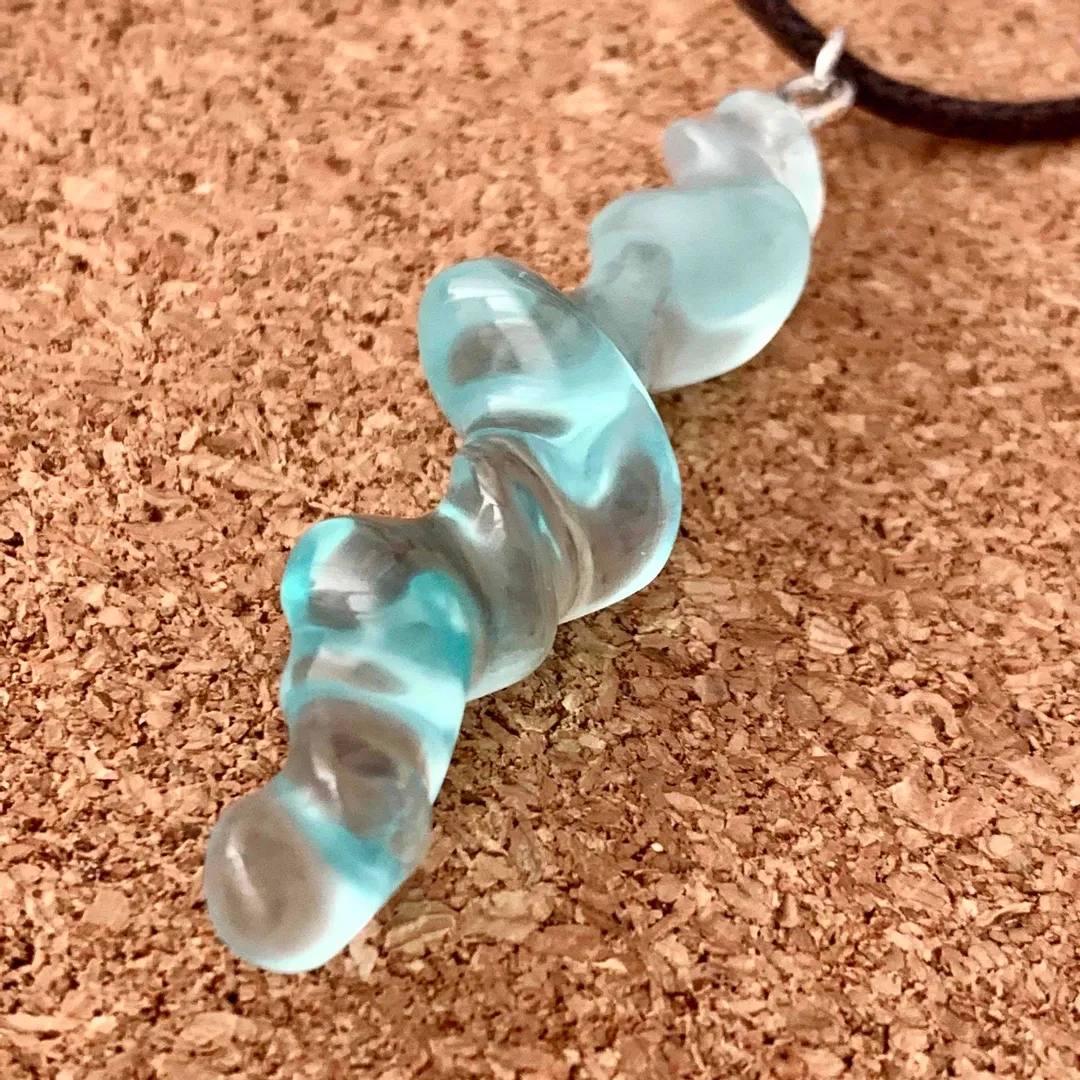 ポテチさんのレジン作品 | 【100g】キララUVレジン液 ハードタイプ 高粘度 低粘度...