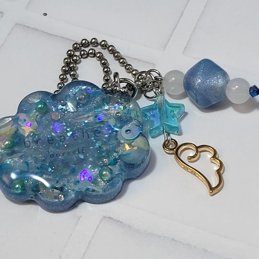haco*nstructさんのレジン作品 | 【追加用レジン1本100g】作家のためのレジン 200gの定...