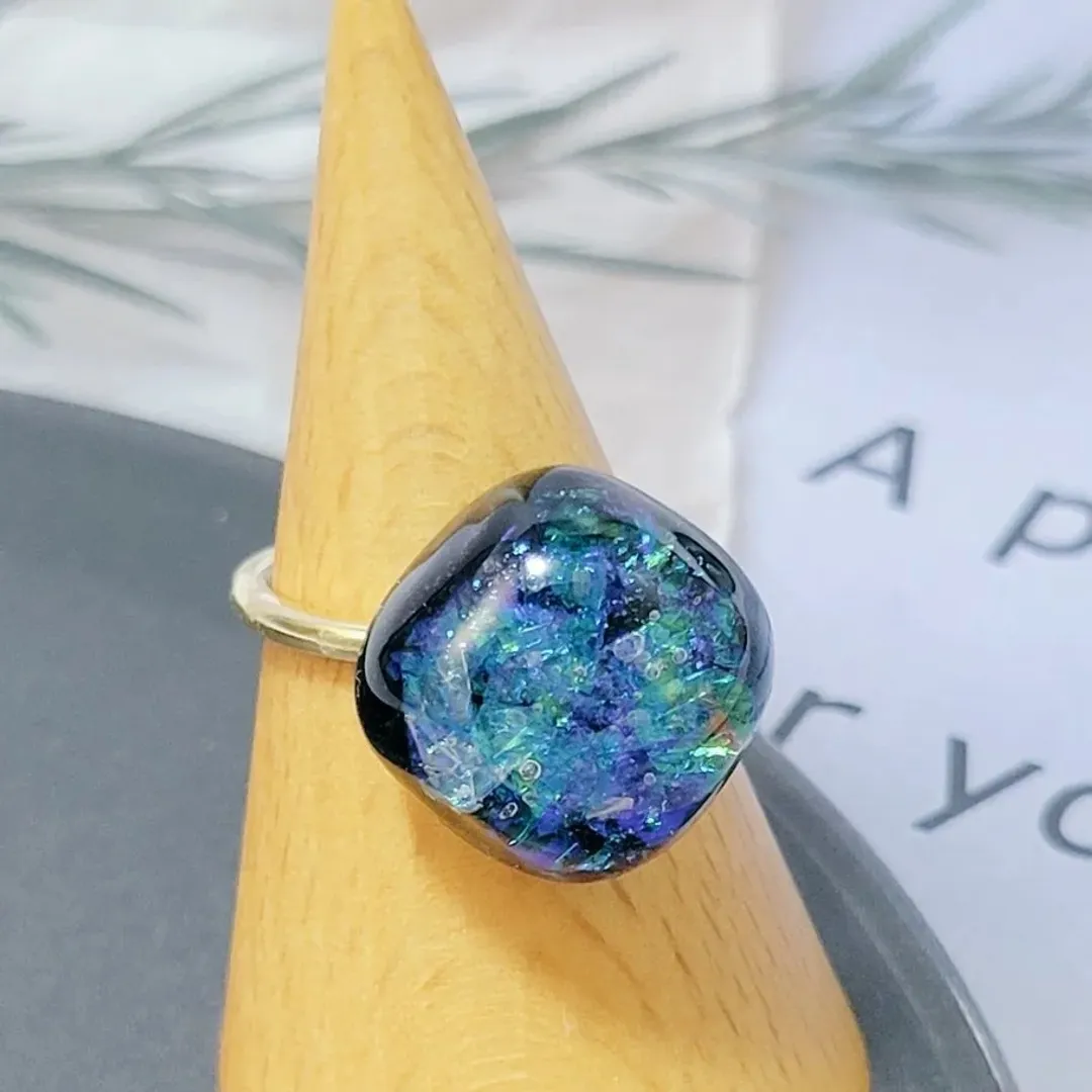 haco*nstructさんのレジン作品 | 【定期便】作家のためのレジン 200g