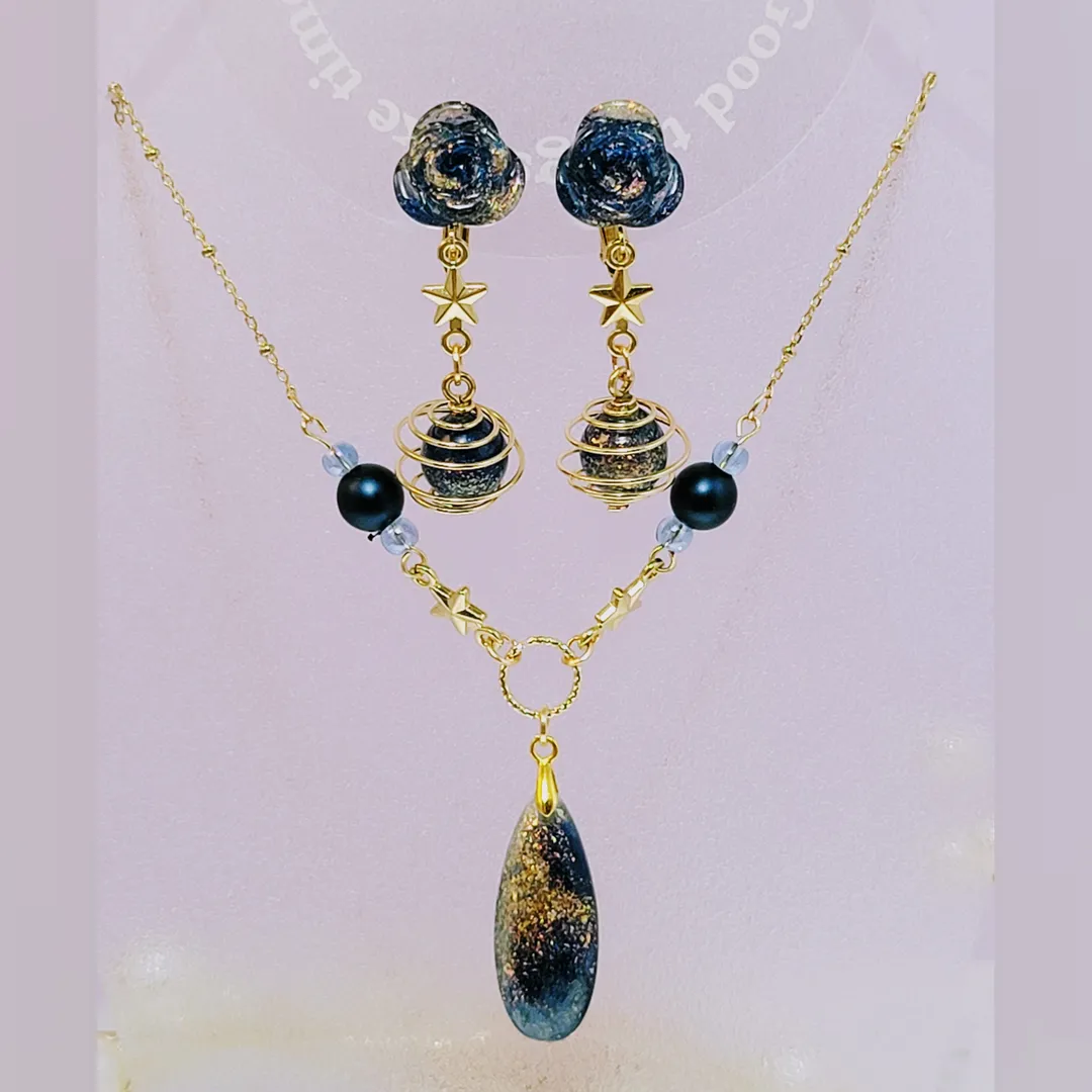 haco*nstructさんのレジン作品 | 【定期便】作家のためのレジン 200g