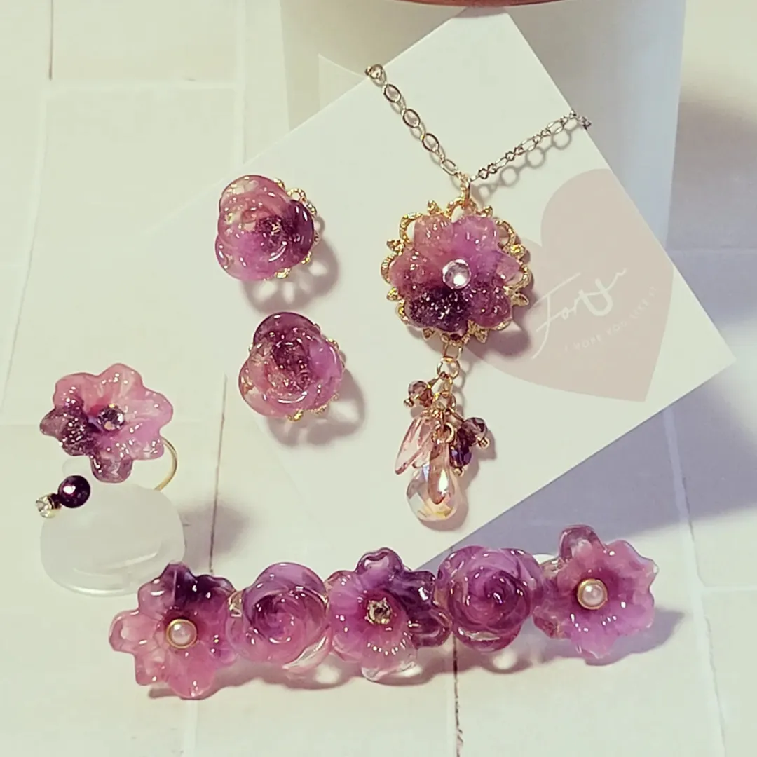 haco*nstructさんのレジン作品 | 【高粘度】作家のためのレジン ぷっくりレジン 100g