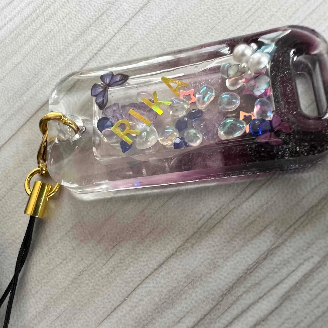 uluさんのレジン作品 | 作家のためのレジン 100g