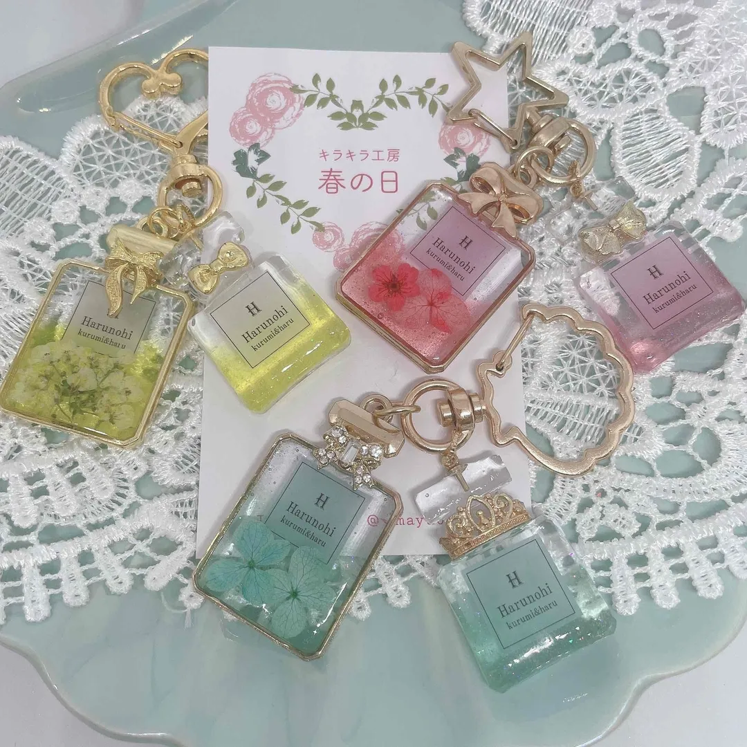 キラキラ工房　春の日さんのレジン作品 | 【定期便】作家のためのレジン 200g