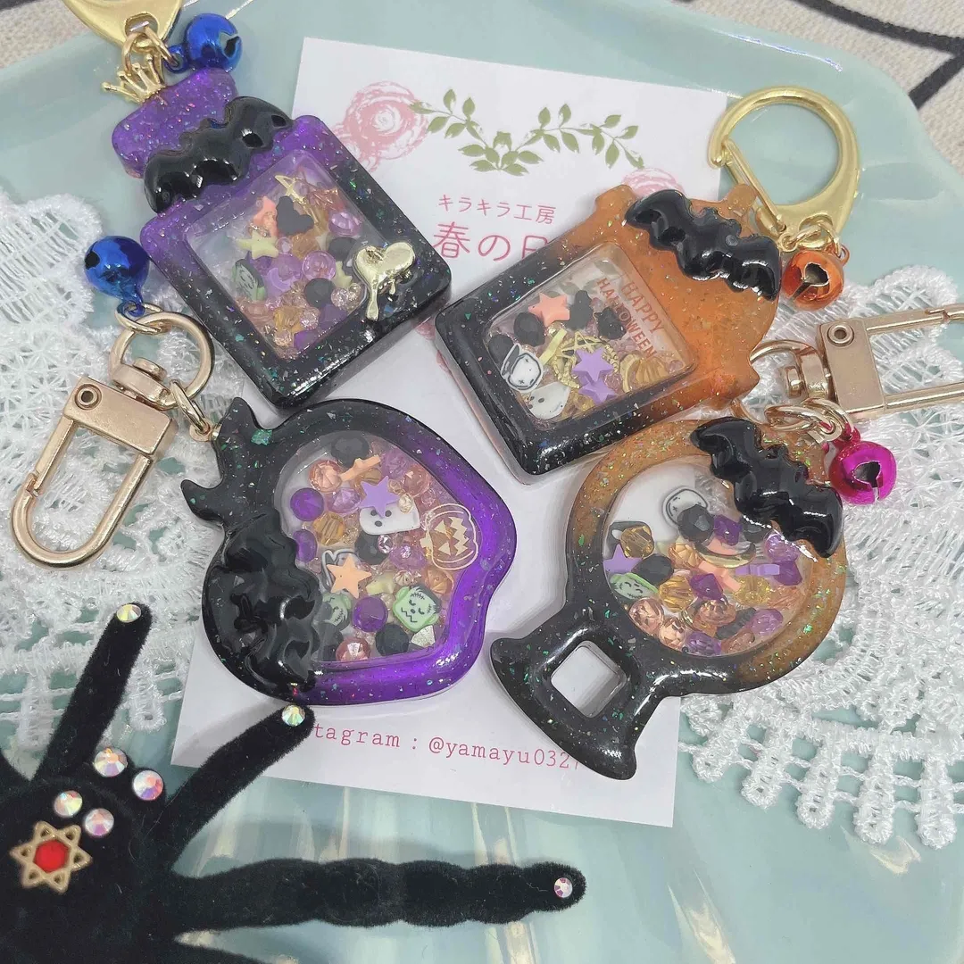 キラキラ工房　春の日さんのレジン作品 | 【定期便】作家のためのレジン 200g