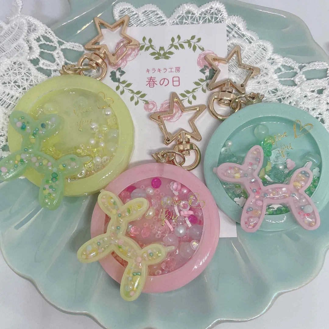 キラキラ工房　春の日さんのレジン作品 | 【定期便】作家のためのレジン 200g