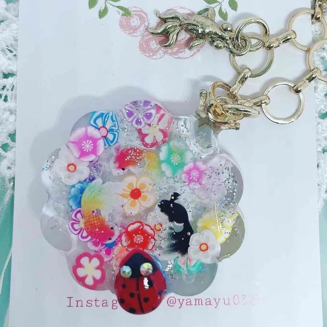 キラキラ工房　春の日さんのレジン作品 | 【定期便】作家のためのレジン 200g