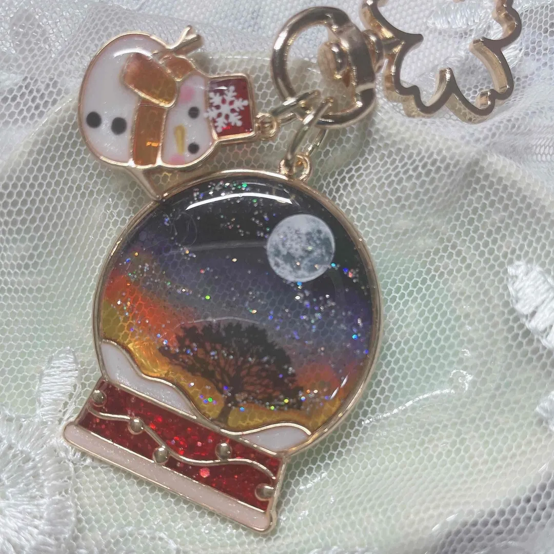 キラキラ工房　春の日さんのレジン作品 | 【定期便】作家のためのレジン 200g