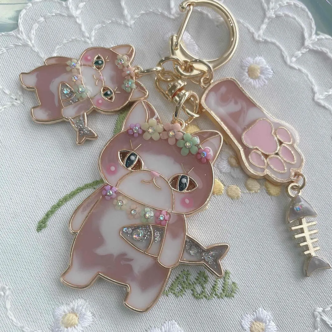キラキラ工房　春の日さんのレジン作品 | 【定期便】作家のためのレジン 200g