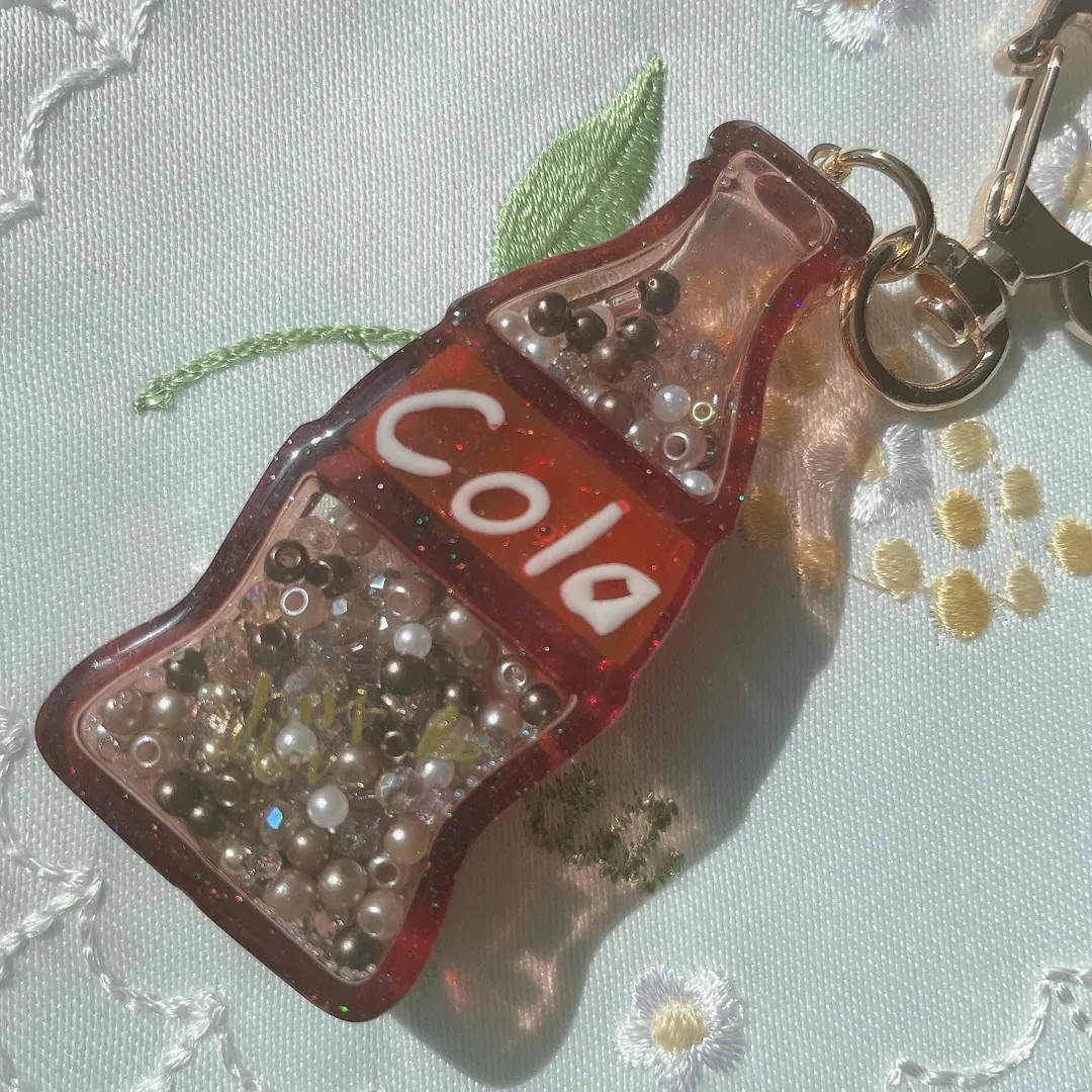 キラキラ工房　春の日さんのレジン作品 | 【定期便】作家のためのレジン 200g