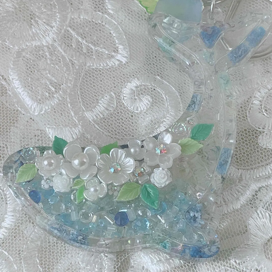 キラキラ工房　春の日さんのレジン作品 | 【定期便】作家のためのレジン 200g
