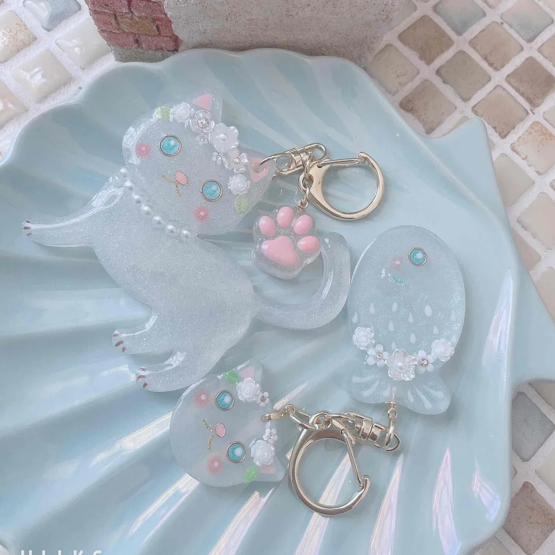 キラキラ工房　春の日さんのレジン作品 | 【定期便】作家のためのレジン 200g