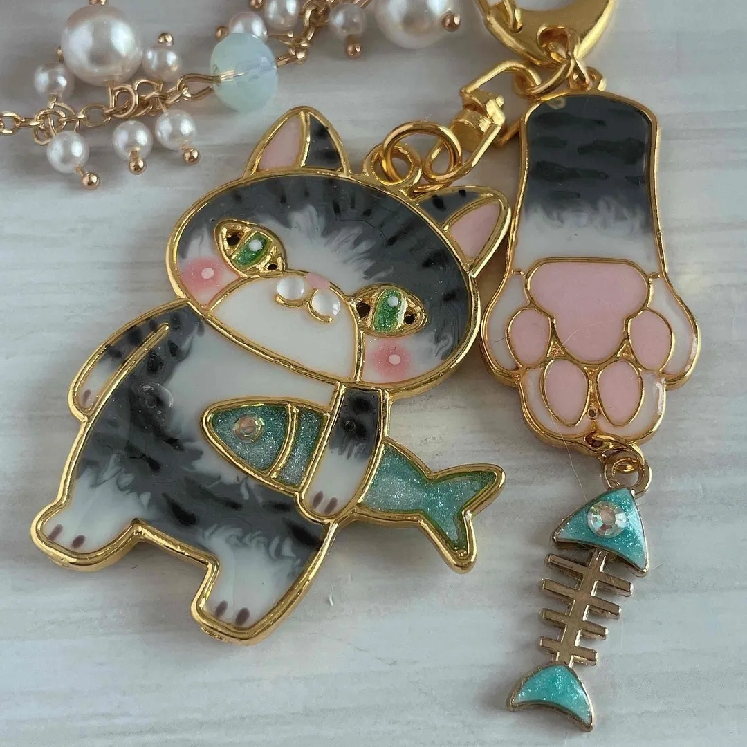 キラキラ工房　春の日さんのレジン作品 | 【定期便】作家のためのレジン 200g