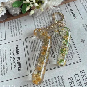 キラキラ工房　春の日さんの作品