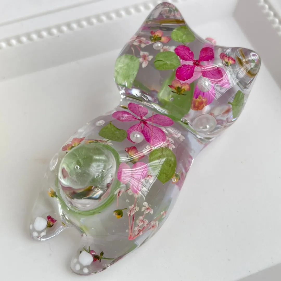 キラキラ工房　春の日さんのレジン作品 | 【定期便】作家のためのレジン 200g