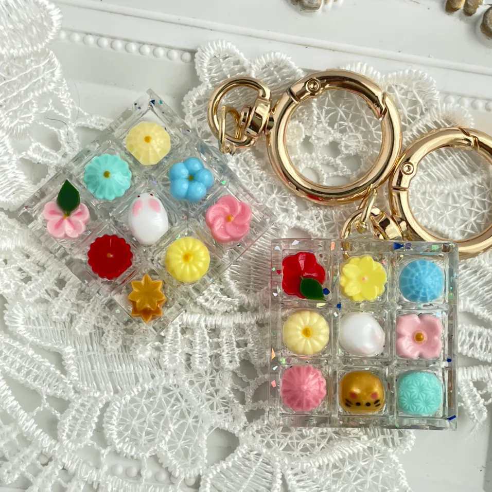 キラキラ工房　春の日さんのレジン作品 | 【定期便】作家のためのレジン 200g