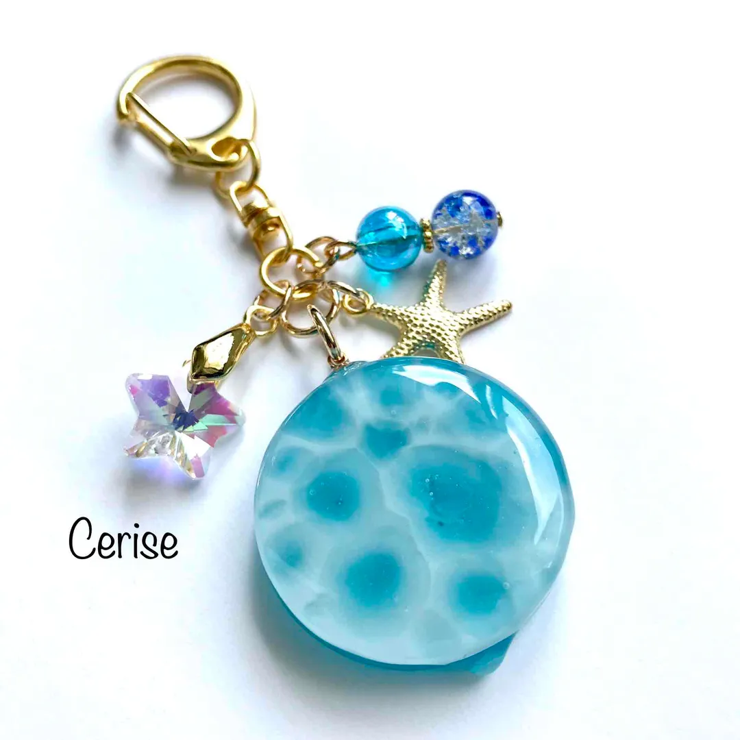cerise22さんのレジン作品 | 改良版 最高峰のコスパ レジン液 大容量 100g 持続する...