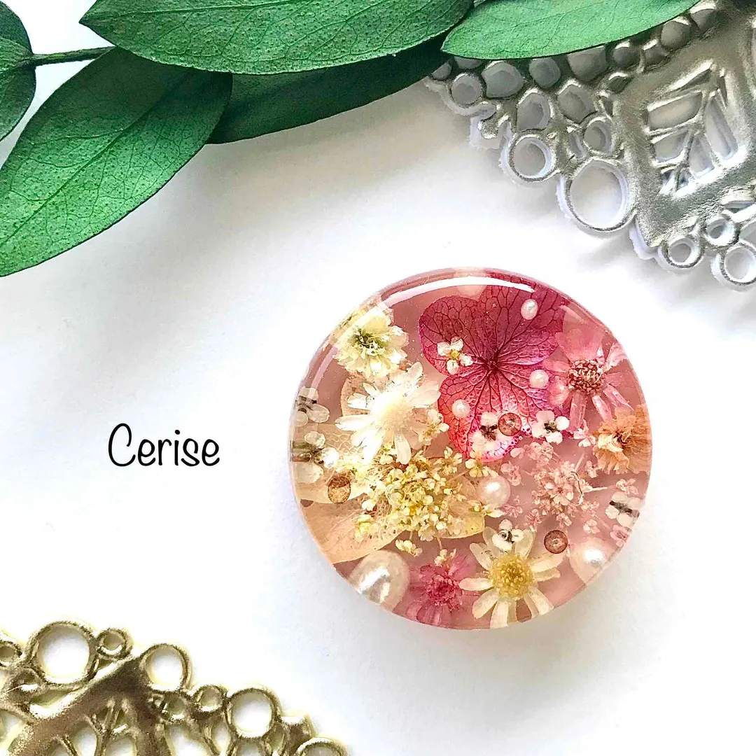 cerise22さんのレジン作品 | 【定期便】作家のためのレジン 200g