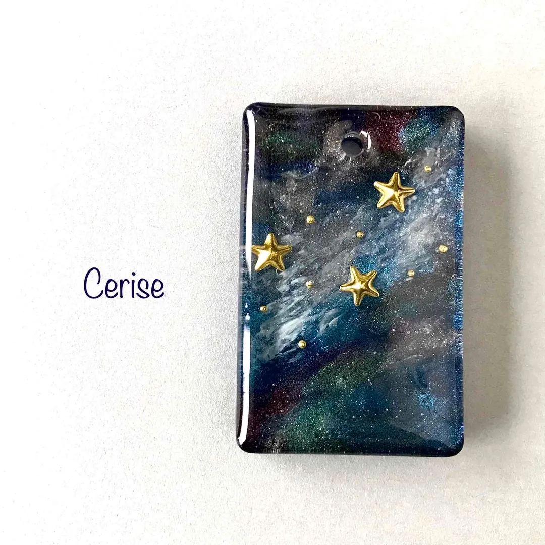 cerise22さんのレジン作品 | 作家のためのレジン 200g