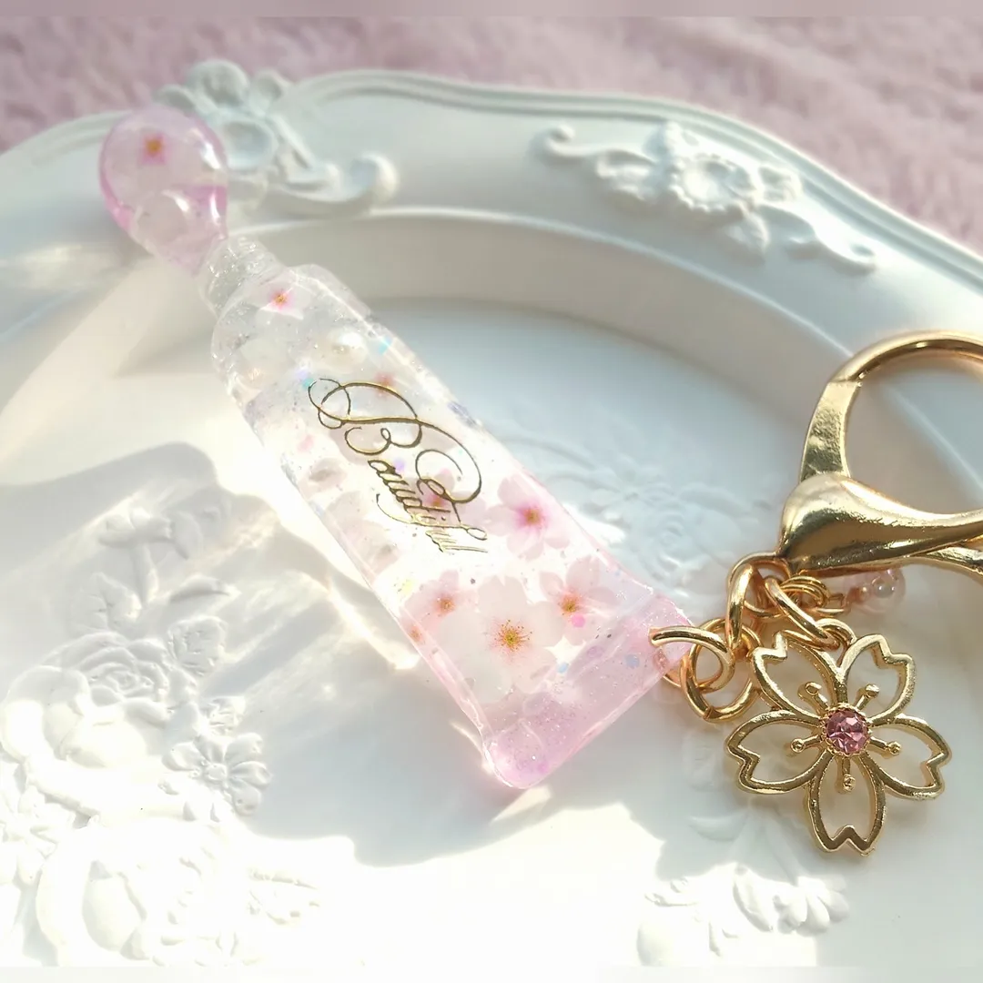 Teddyさんのレジン作品 | 作家のためのレジン 200g