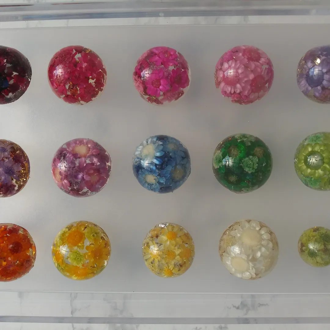 Hair Scapeさんのレジン作品 | 水玉の結晶ハードタイプ