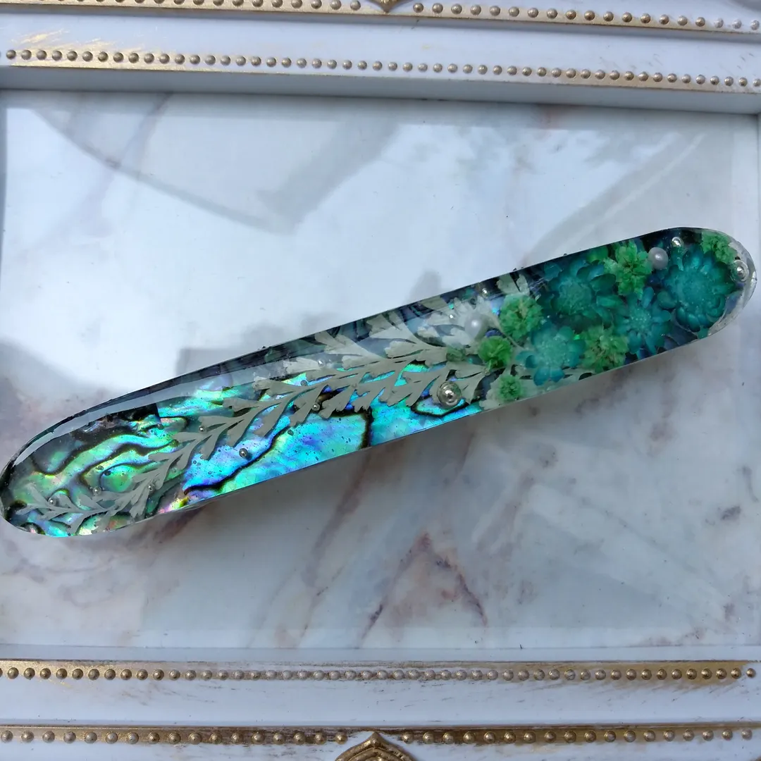 Hair Scapeさんのレジン作品 | 水玉の結晶ソフト