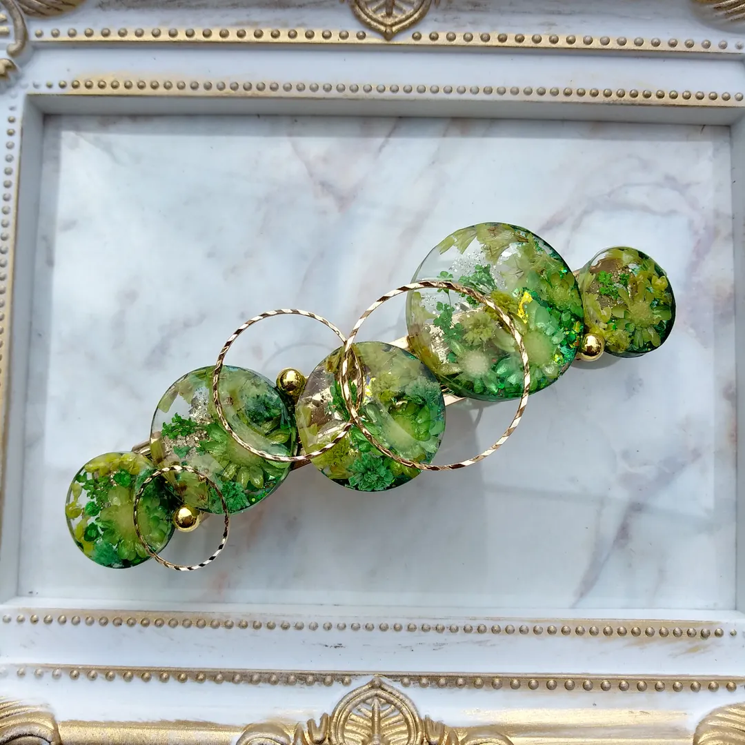 Hair Scapeさんのレジン作品 | 水玉の結晶ハードタイプ