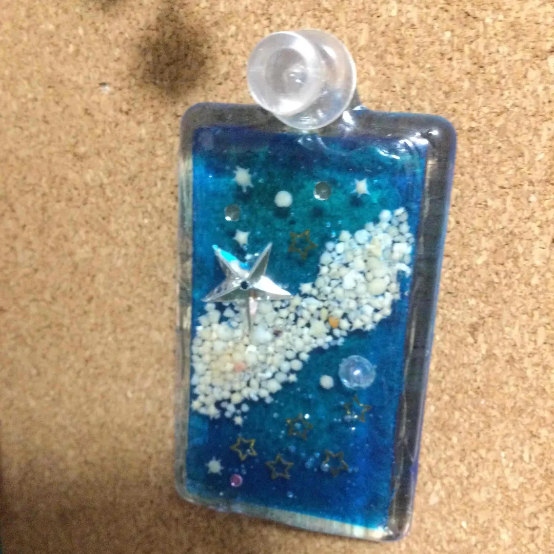 mendakoさんのレジン作品 | 超透明【大容量UV-LEDレジン液】70g 『コスパ＆クオリ...
