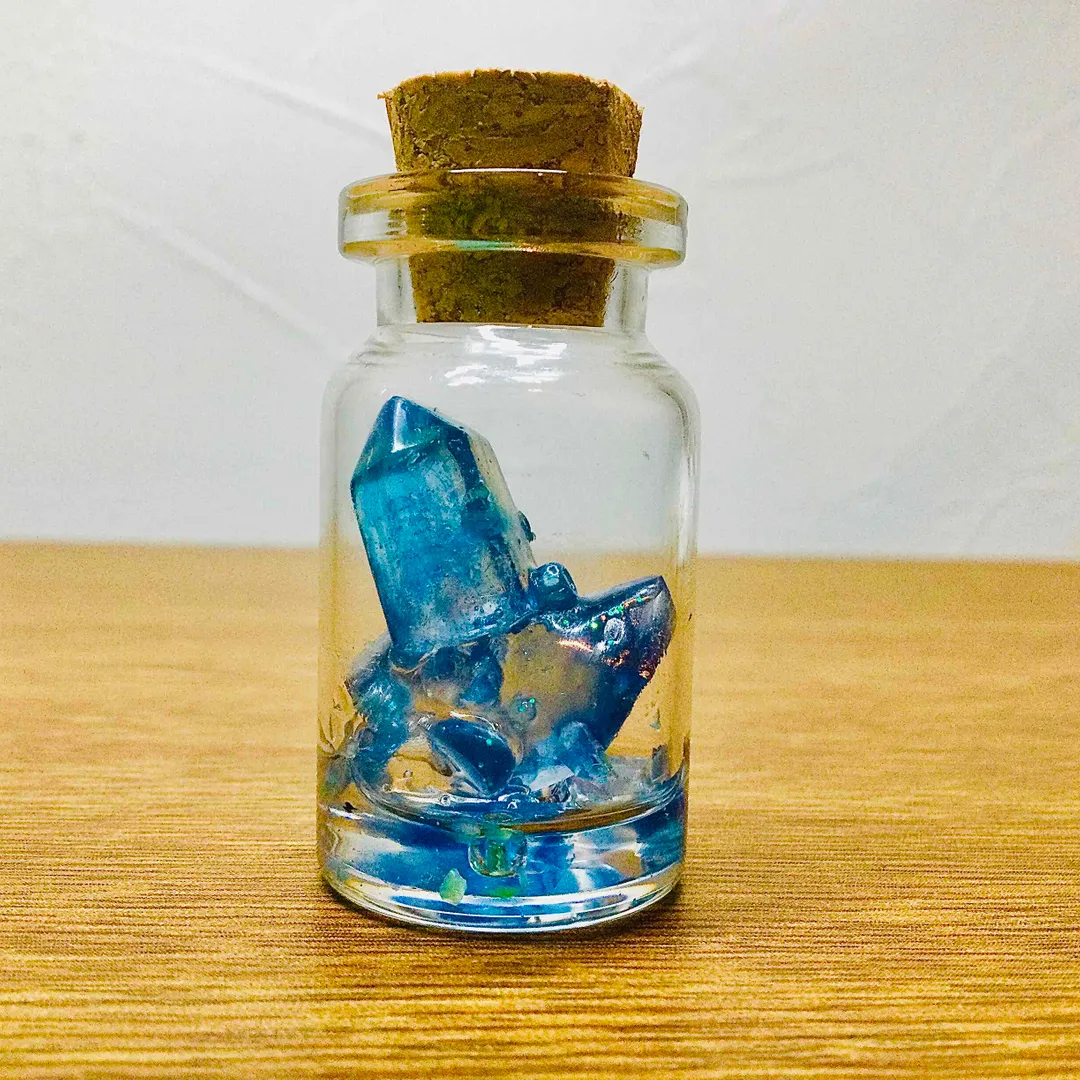mendakoさんのレジン作品 | 50mm×22mm 10本セット ガラス小瓶 / コルク瓶 ...