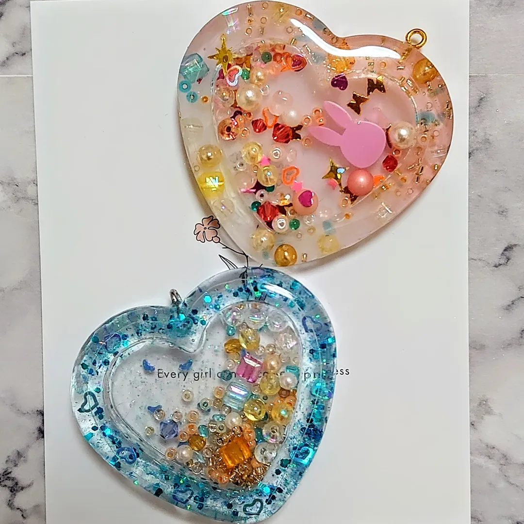 nananzaoさんのレジン作品 | レジン液 大容量 最高峰のコスパ レジン 持続する 透明度 ...