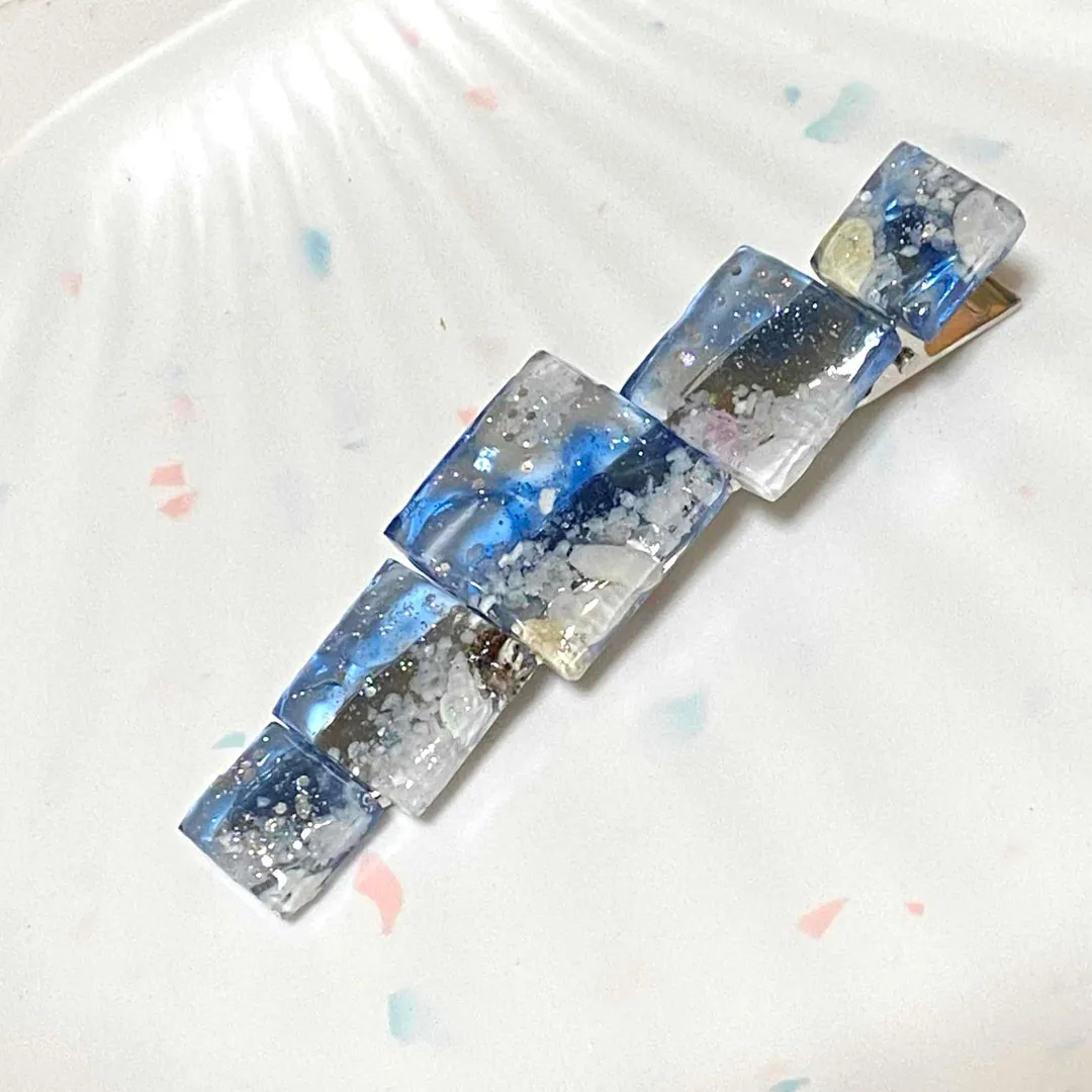 dreamy☆resinさんのレジン作品 | 改良版 最高峰のコスパ レジン液 大容量 100g 持続する...