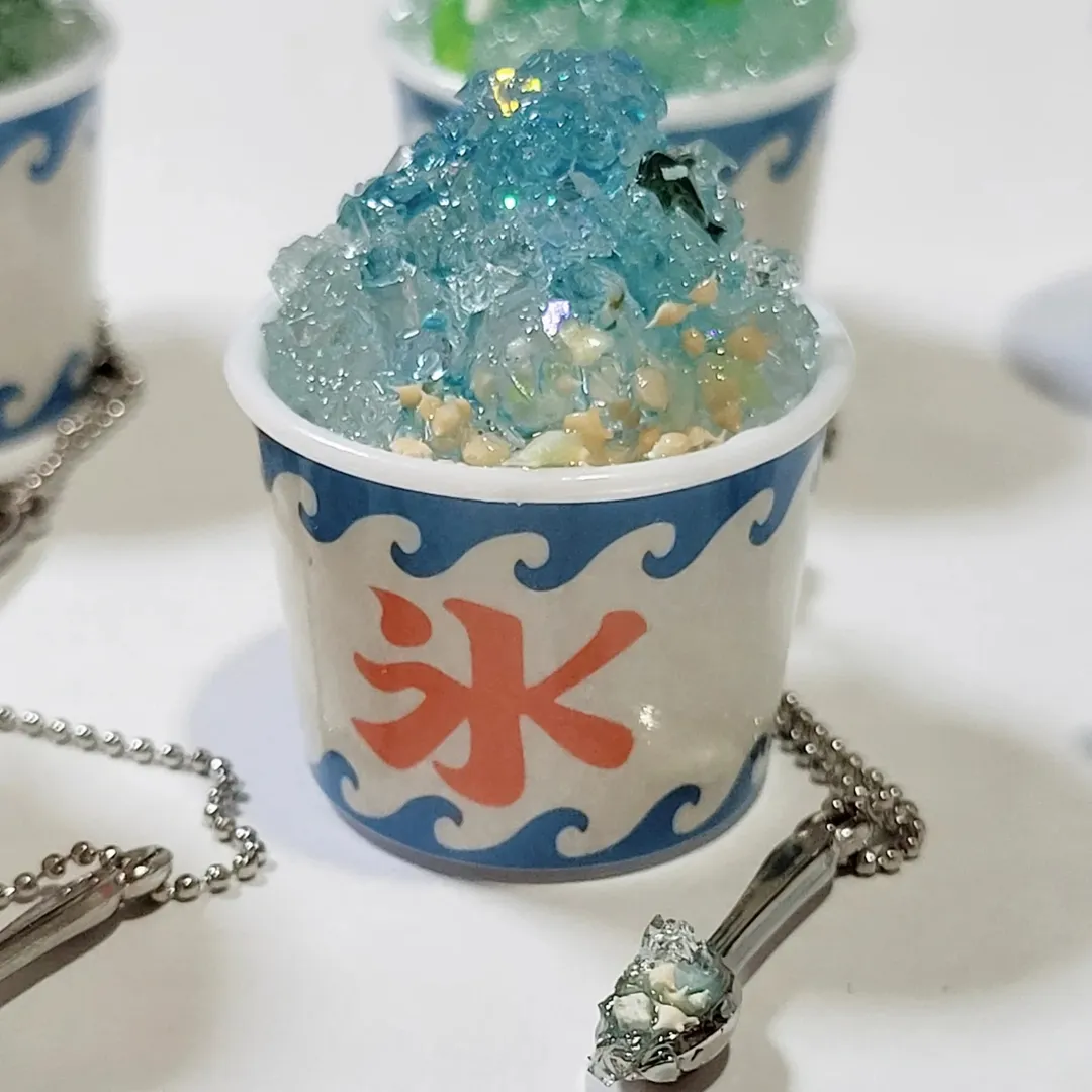 ぐーたらしてます( ˙꒳​˙  )??さんのレジン作品 | UVレジン　レジン液　綺麗 25g　ハードタイプ　 清原