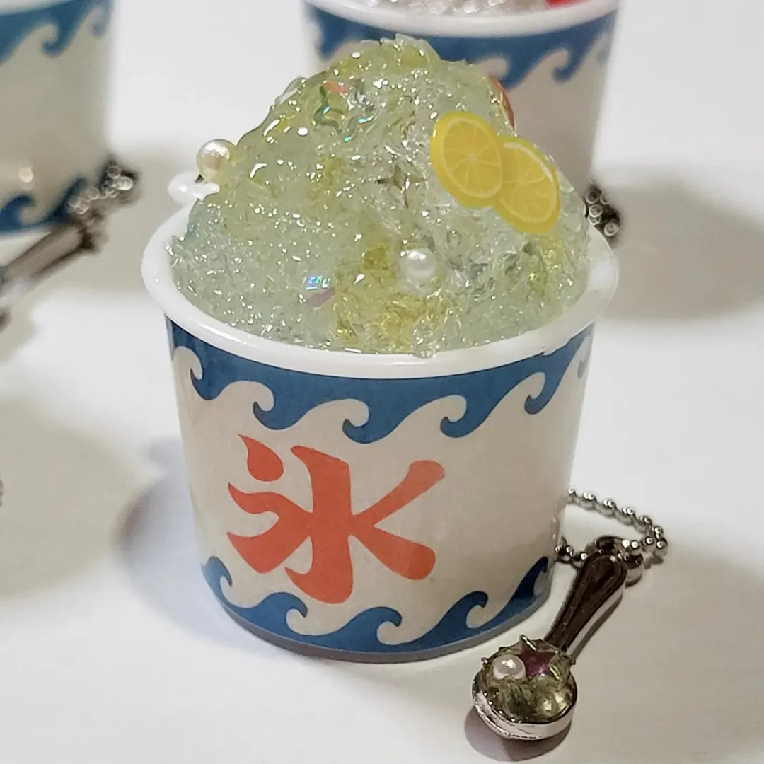 ぐーたらしてます( ˙꒳​˙  )??さんのレジン作品 | UVレジン　レジン液　綺麗 25g　ハードタイプ　 清原