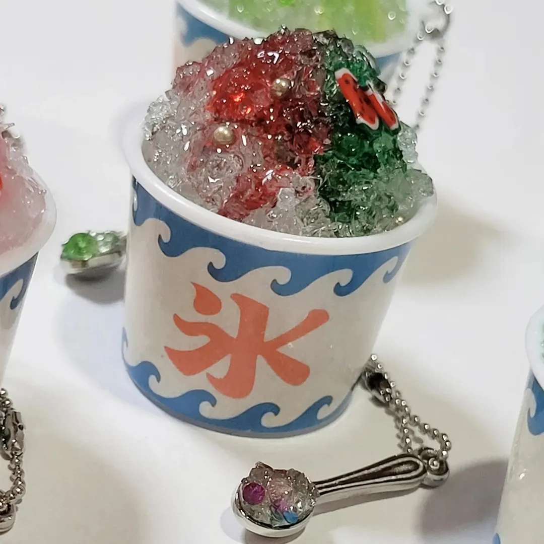 ぐーたらしてます( ˙꒳​˙  )??さんのレジン作品 | UVレジン　レジン液　綺麗 25g　ハードタイプ　 清原