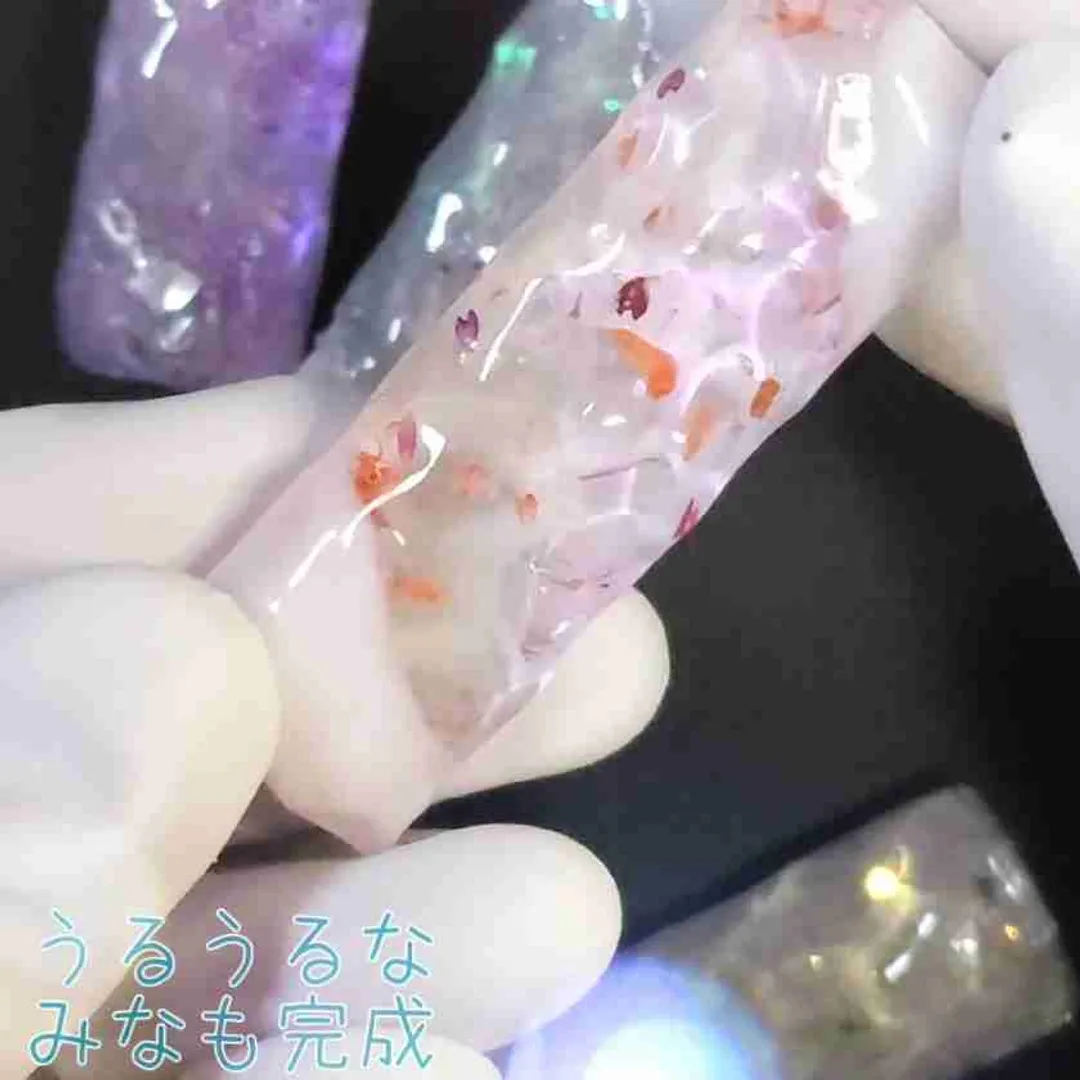 ぐーたらしてます( ˙꒳​˙  )??さんのレジン作品 | 【まとめ買いがお得！200円OFFクーポン発行中！】ヘアクリ...