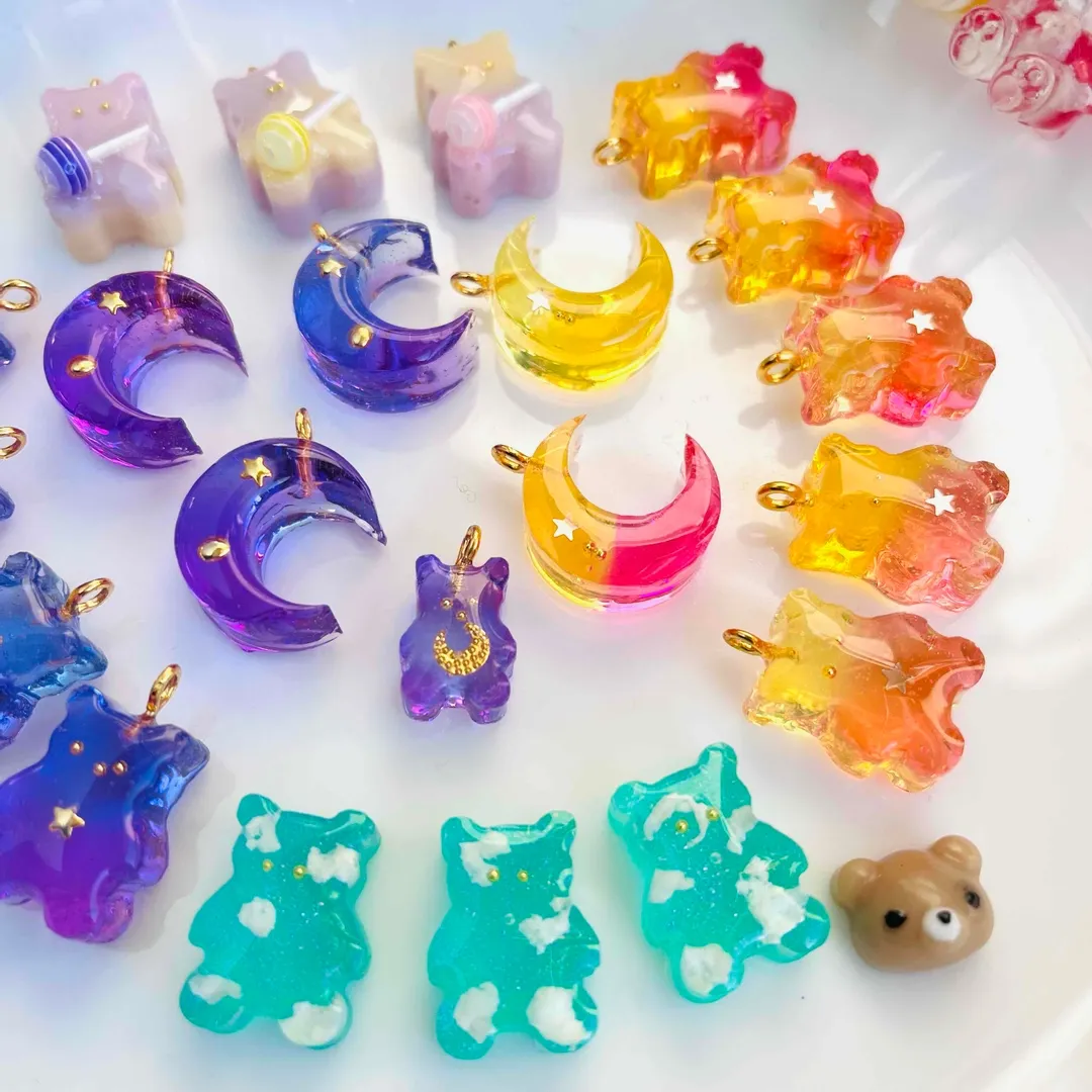 まっｻﾝさんのレジン作品 | 【定期便】作家のためのレジン 200g