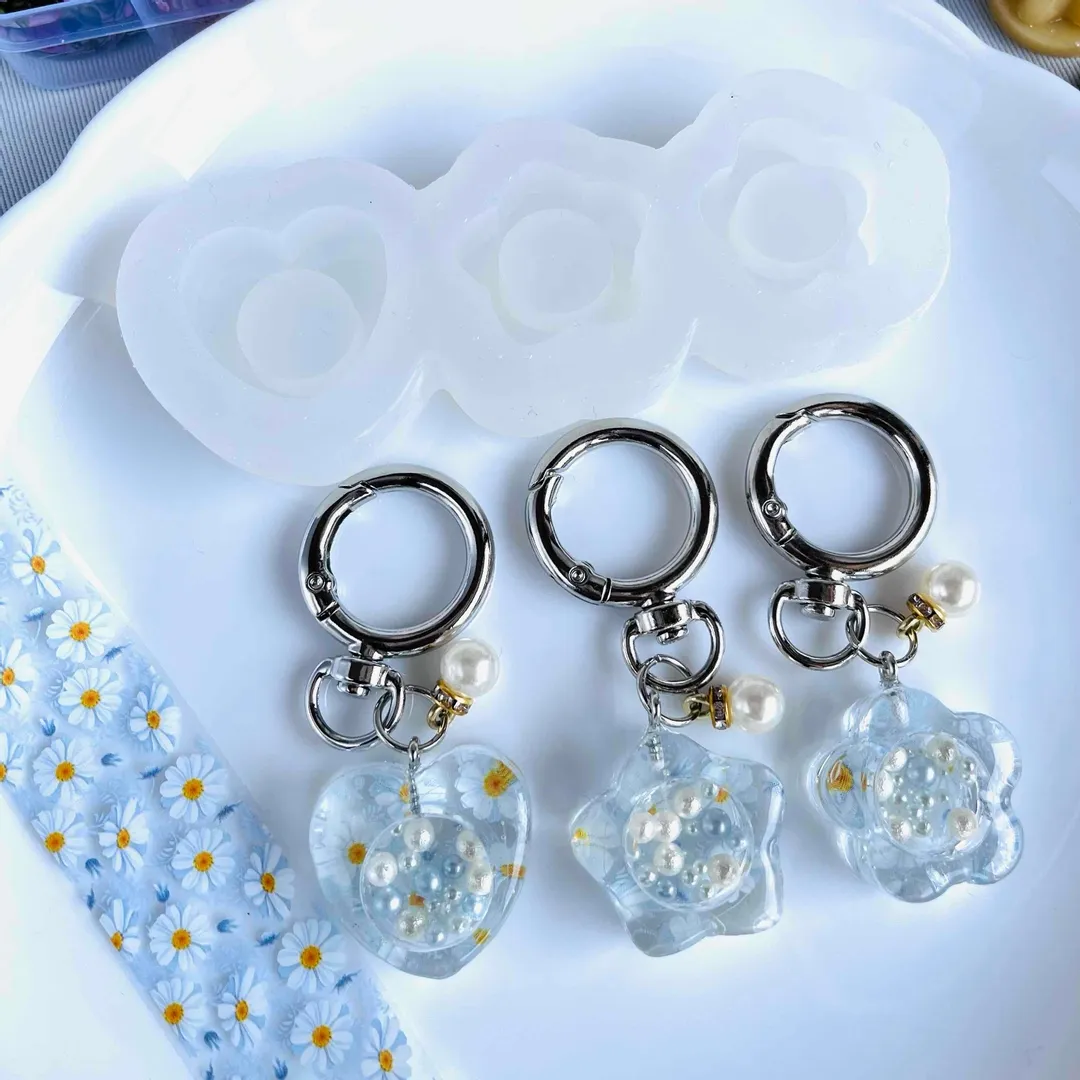 まっｻﾝさんのレジン作品 | 【定期便】作家のためのレジン 200g