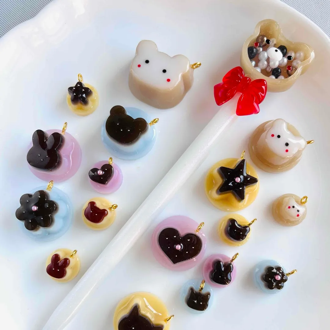 まっｻﾝさんのレジン作品 | 【定期便】作家のためのレジン 200g