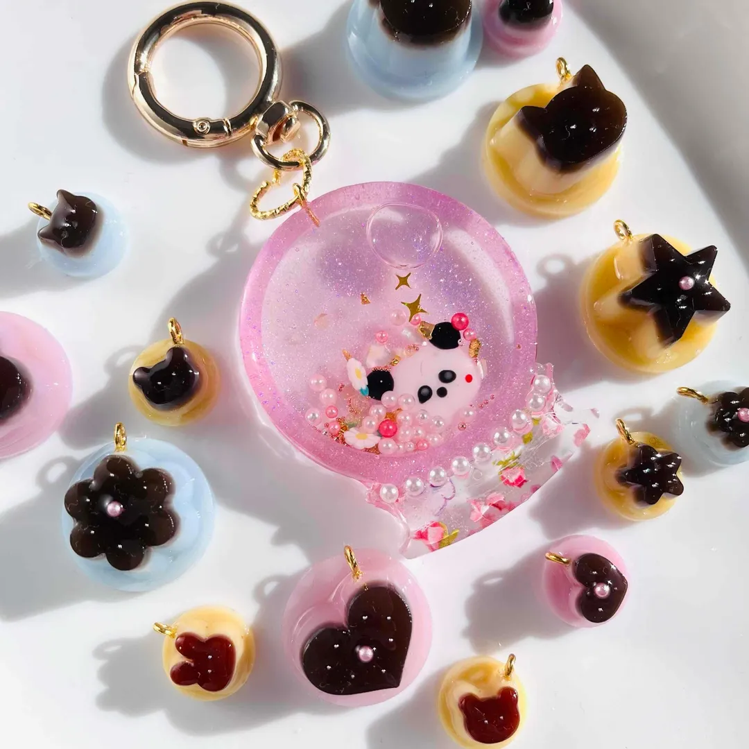 まっｻﾝさんのレジン作品 | 【定期便】作家のためのレジン 200g