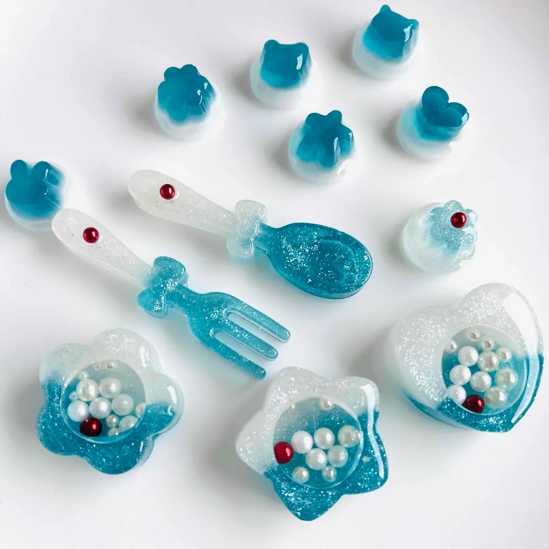 まっｻﾝさんのレジン作品 | 【定期便】作家のためのレジン 200g