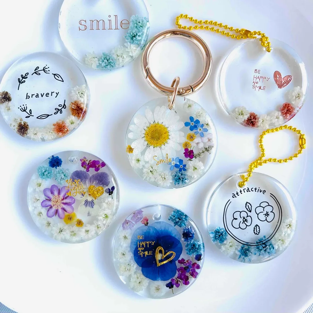 まっｻﾝさんのレジン作品 | 【定期便】作家のためのレジン 200g