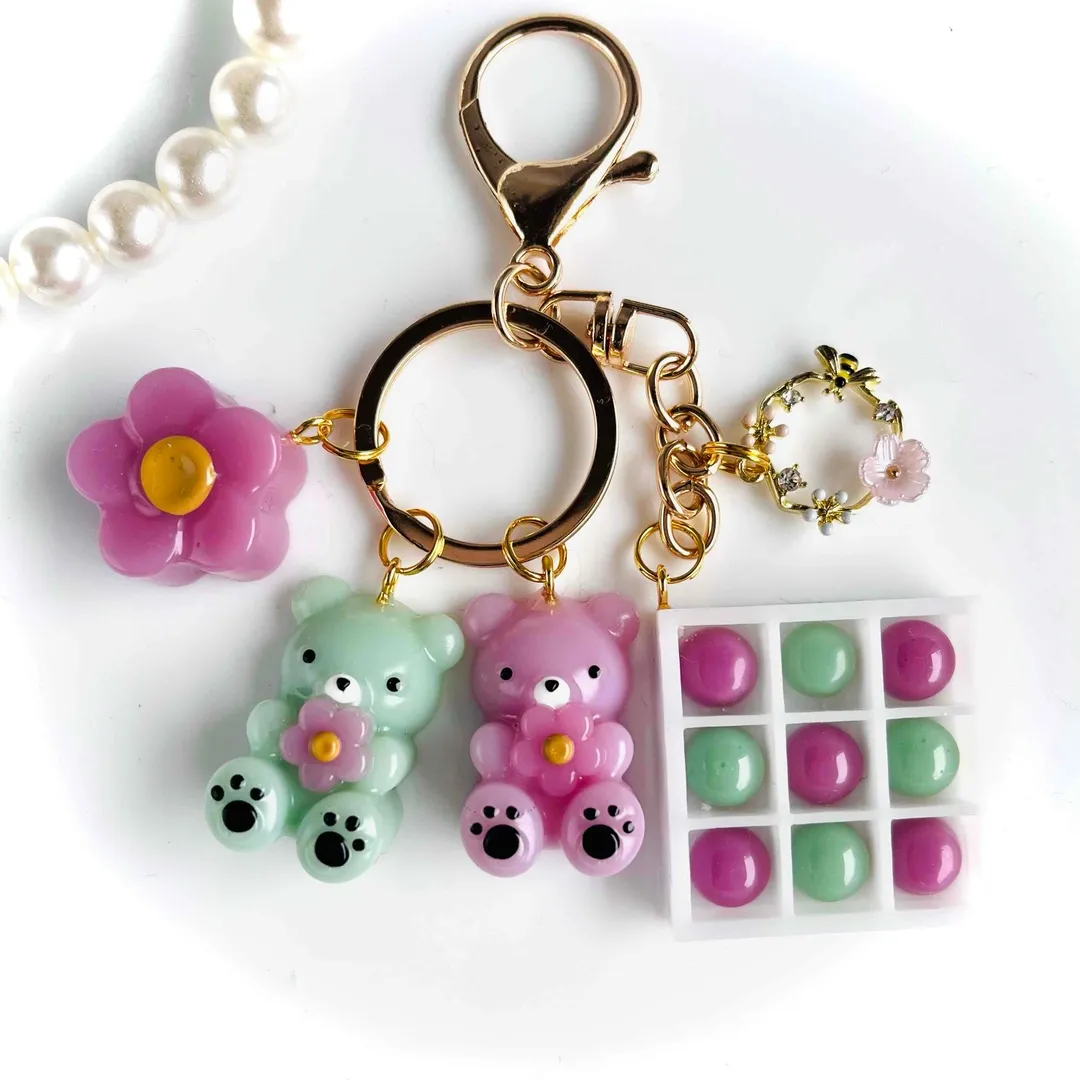 まっｻﾝさんのレジン作品 | Comarimade監修 作家のためのレジン 「着色剤 濃縮...