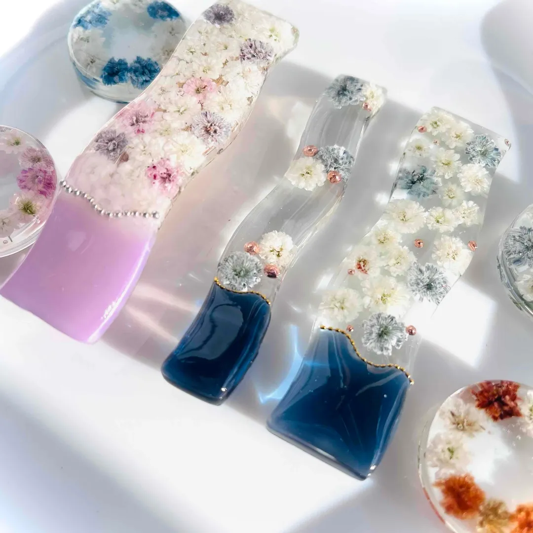 まっｻﾝさんのレジン作品 | 高濃度 レジン 着色剤 クリアカラー クルール 5g × 1...