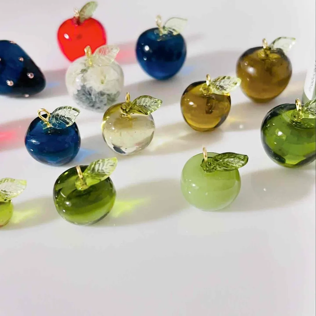 まっｻﾝさんのレジン作品 | 高濃度 レジン 着色剤 クリアカラー クルール 5g × 1...