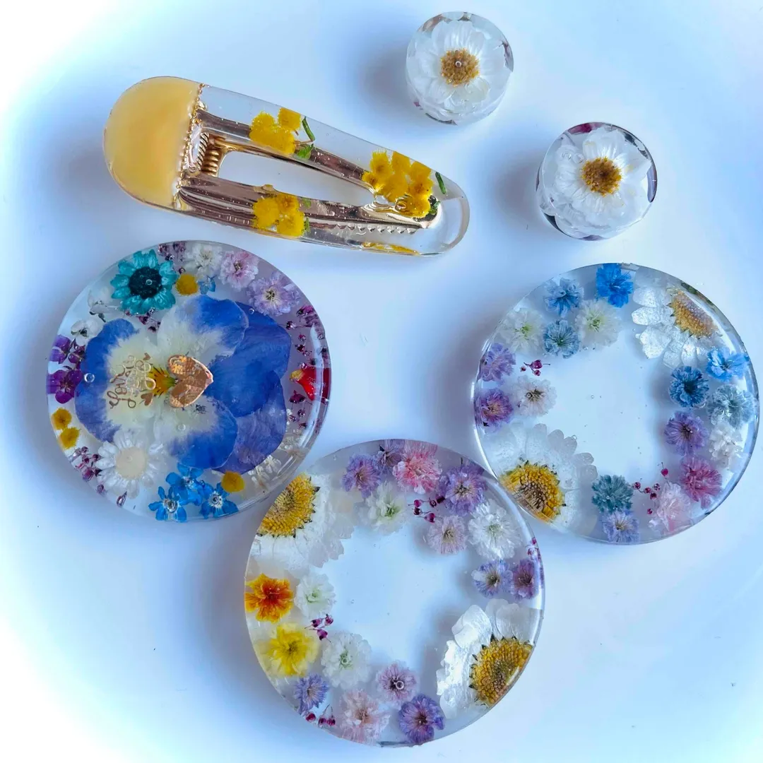 まっｻﾝさんのレジン作品 | 【定期便】作家のためのレジン 200g