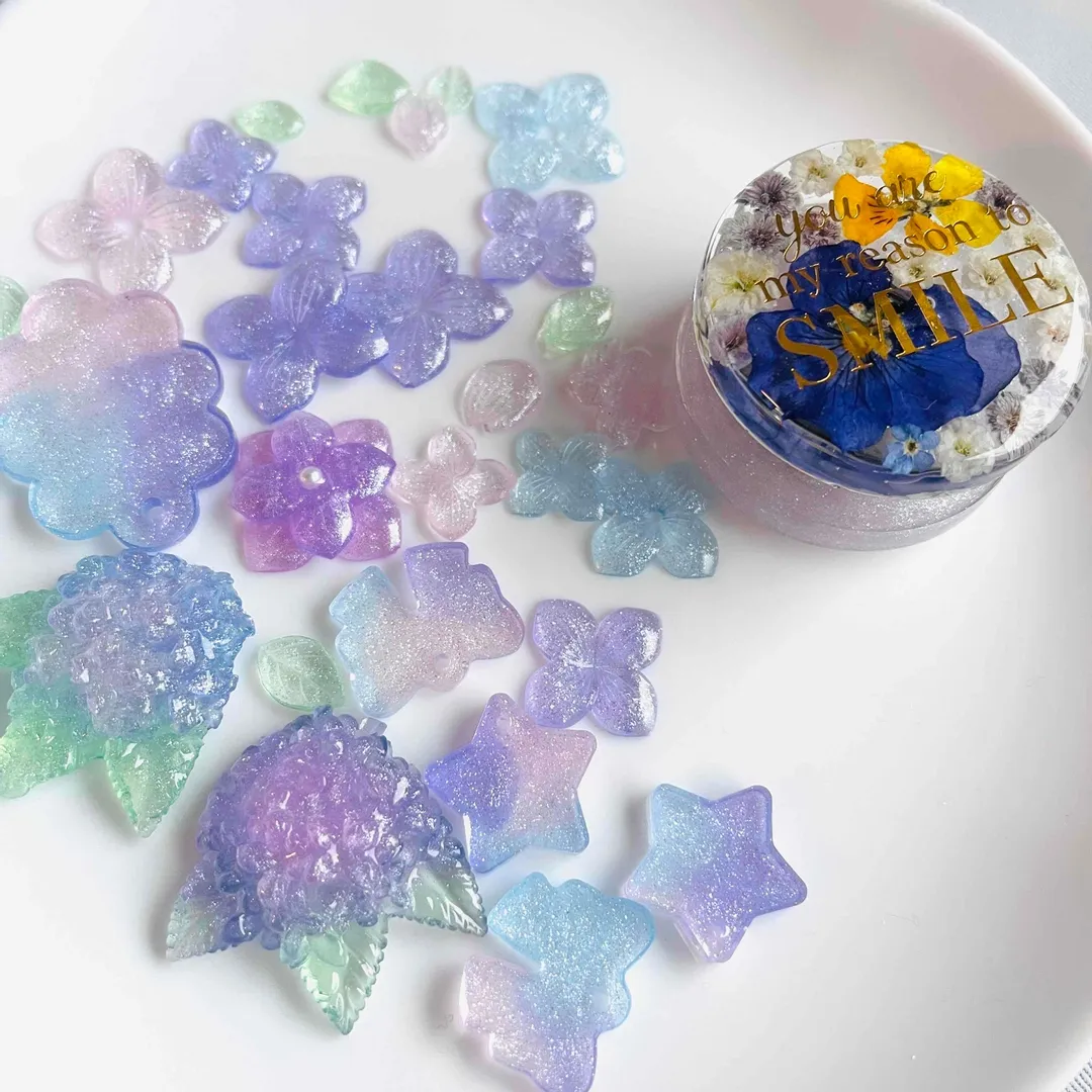 まっｻﾝさんのレジン作品 | 【定期便】作家のためのレジン 200g