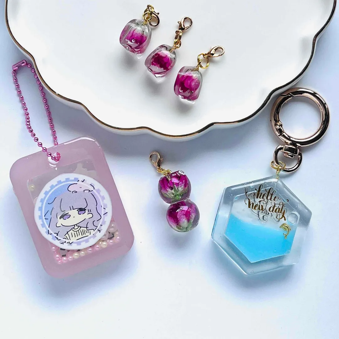 まっｻﾝさんのレジン作品 | 【定期便】作家のためのレジン 200g
