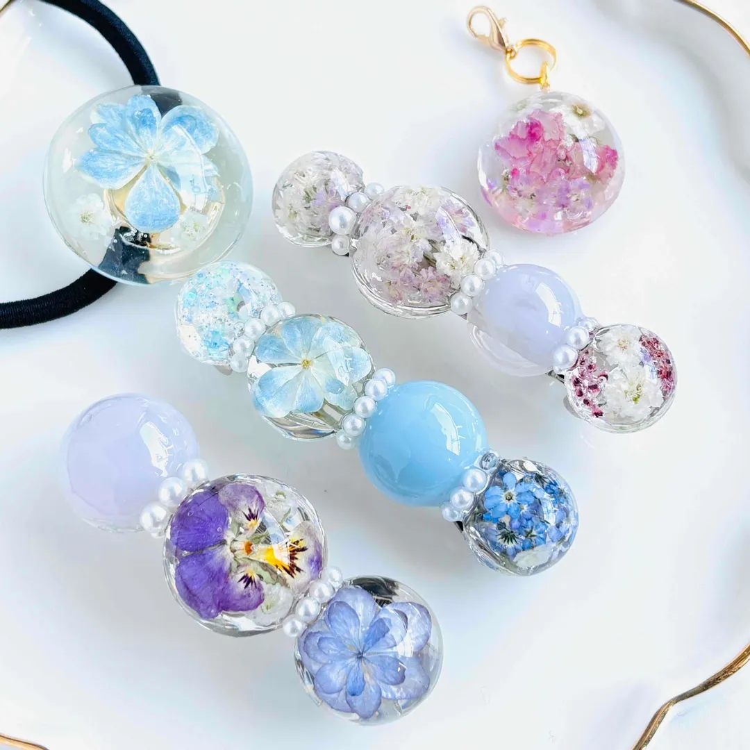 まっｻﾝさんのレジン作品 | 【定期便】作家のためのレジン 400g