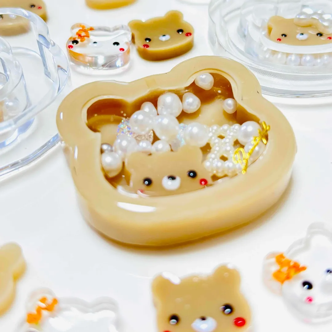 まっｻﾝさんのレジン作品 | 【定期便】作家のためのレジン 400g